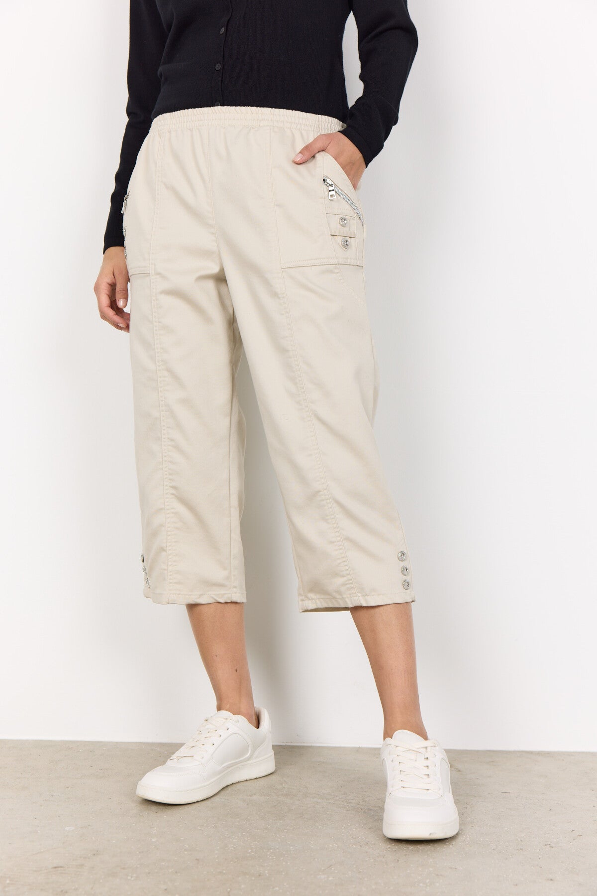 SC-AKILA 1-C Bukser Lys sand