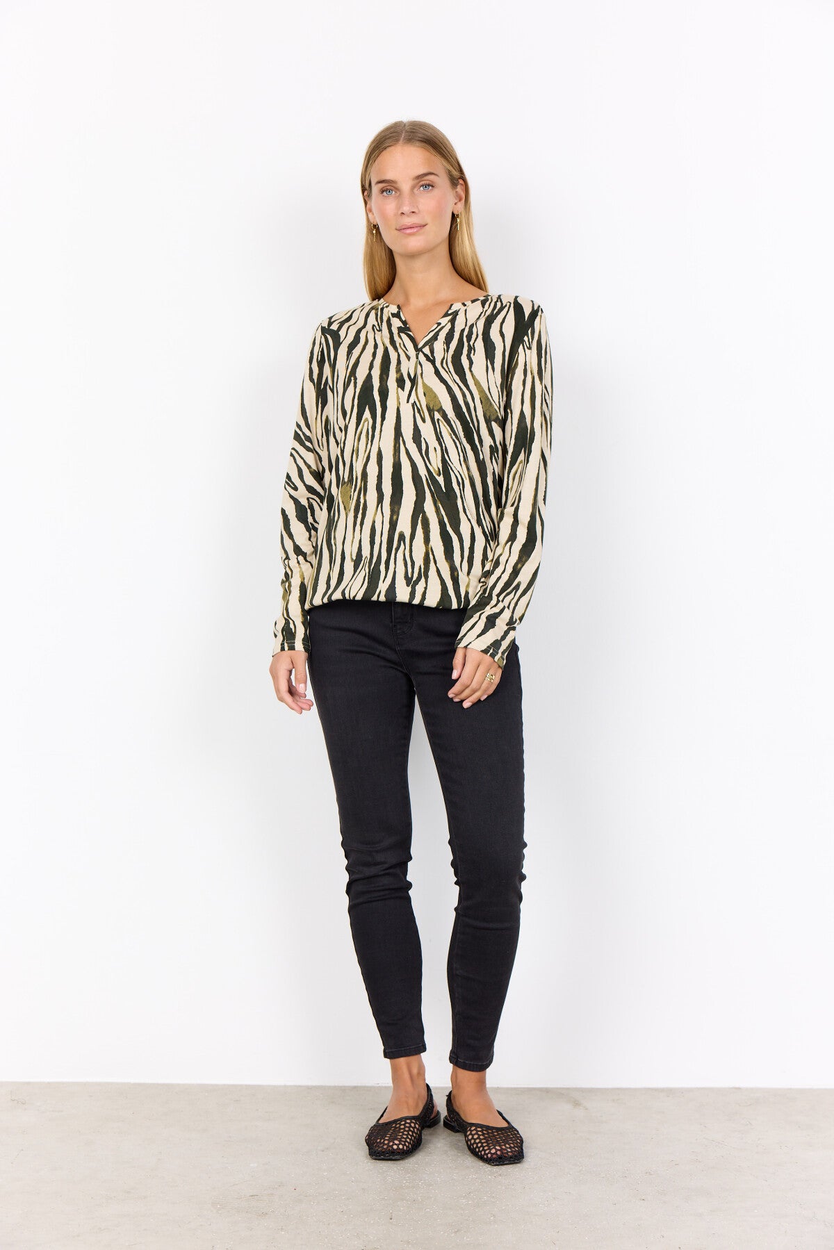 SC-FELICITY AOP 522 Bluse Mørkegrøn