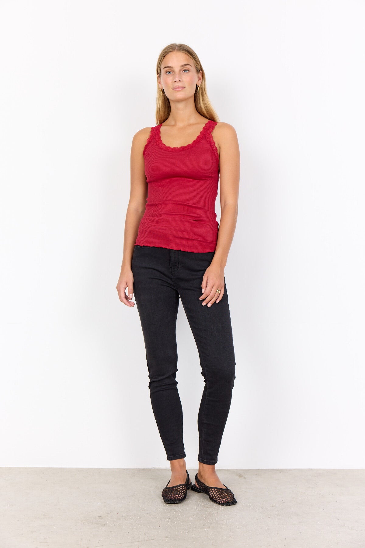 SC-SARONA 1 Top Rød