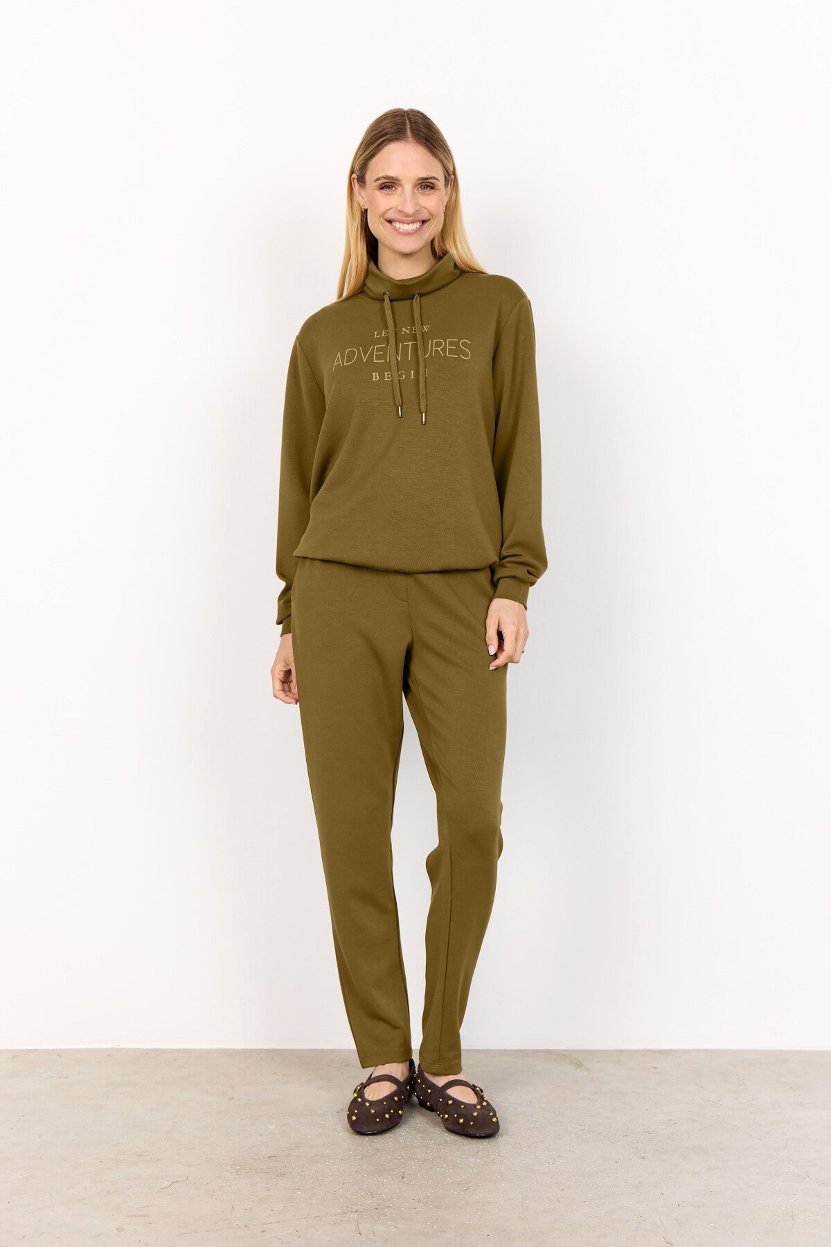 SC-BANU 248 Sweatshirt Oliven
