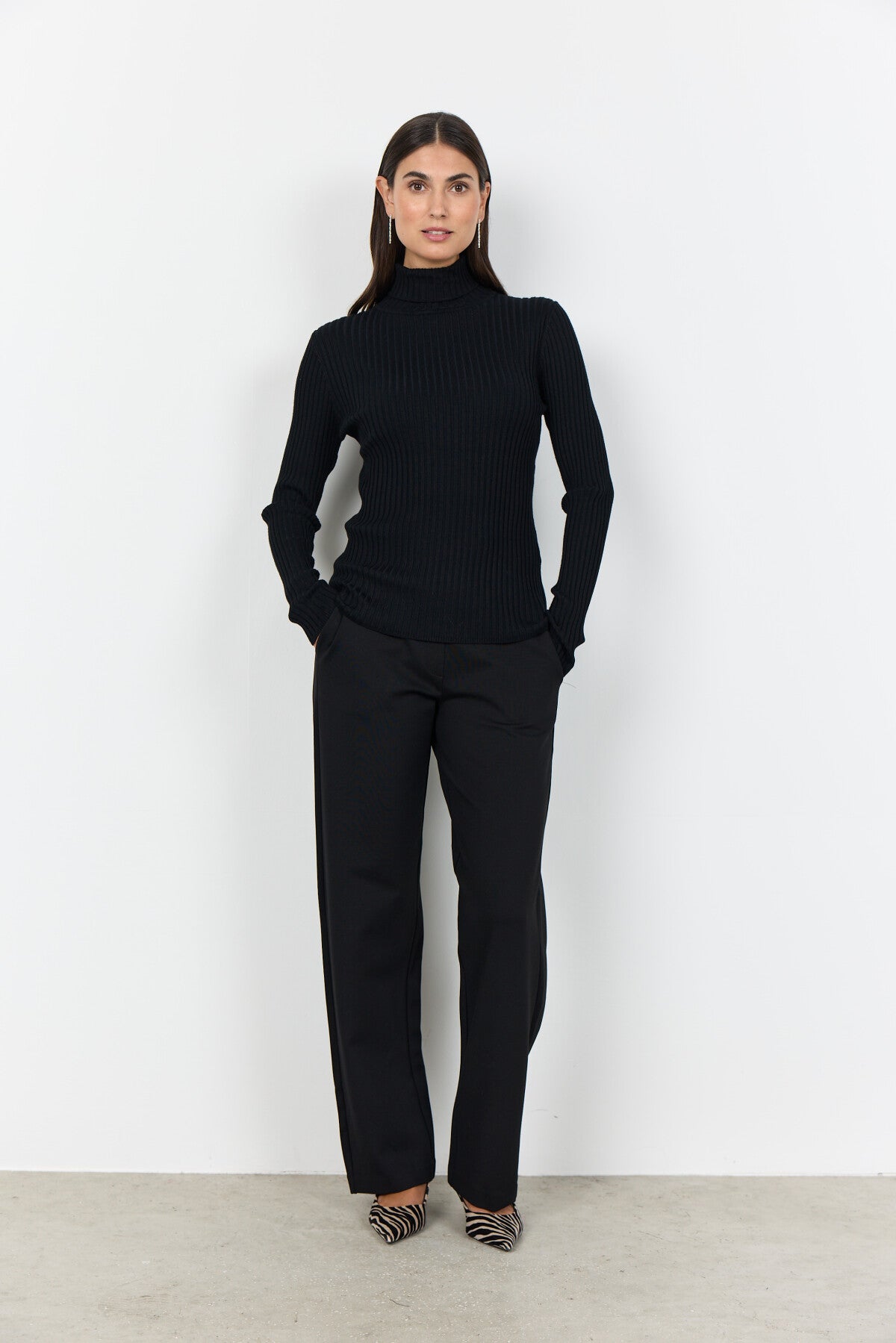 SC-DOLLIE 483 Pullover Sort