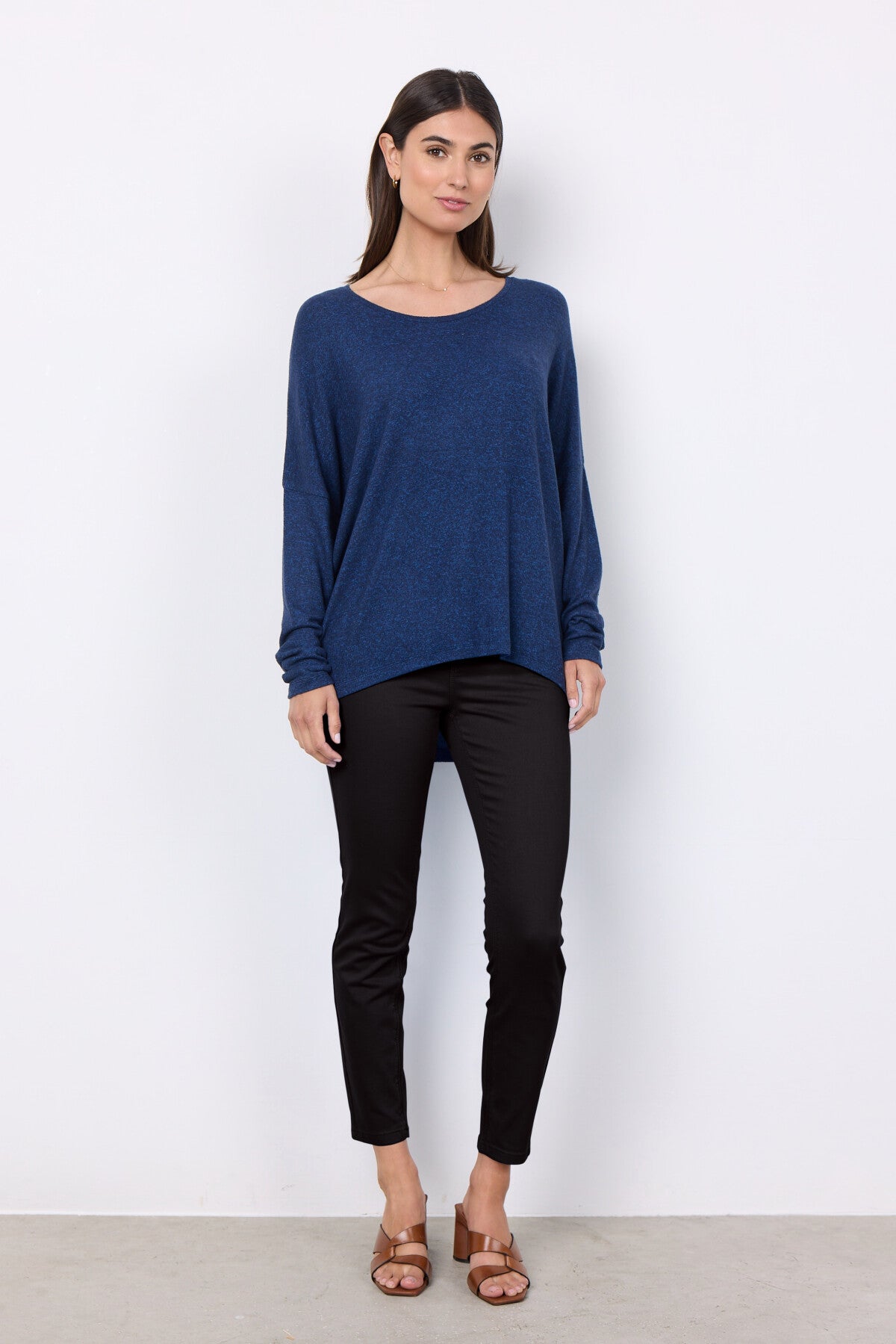 SC-BIARA 1 Bluse Navy