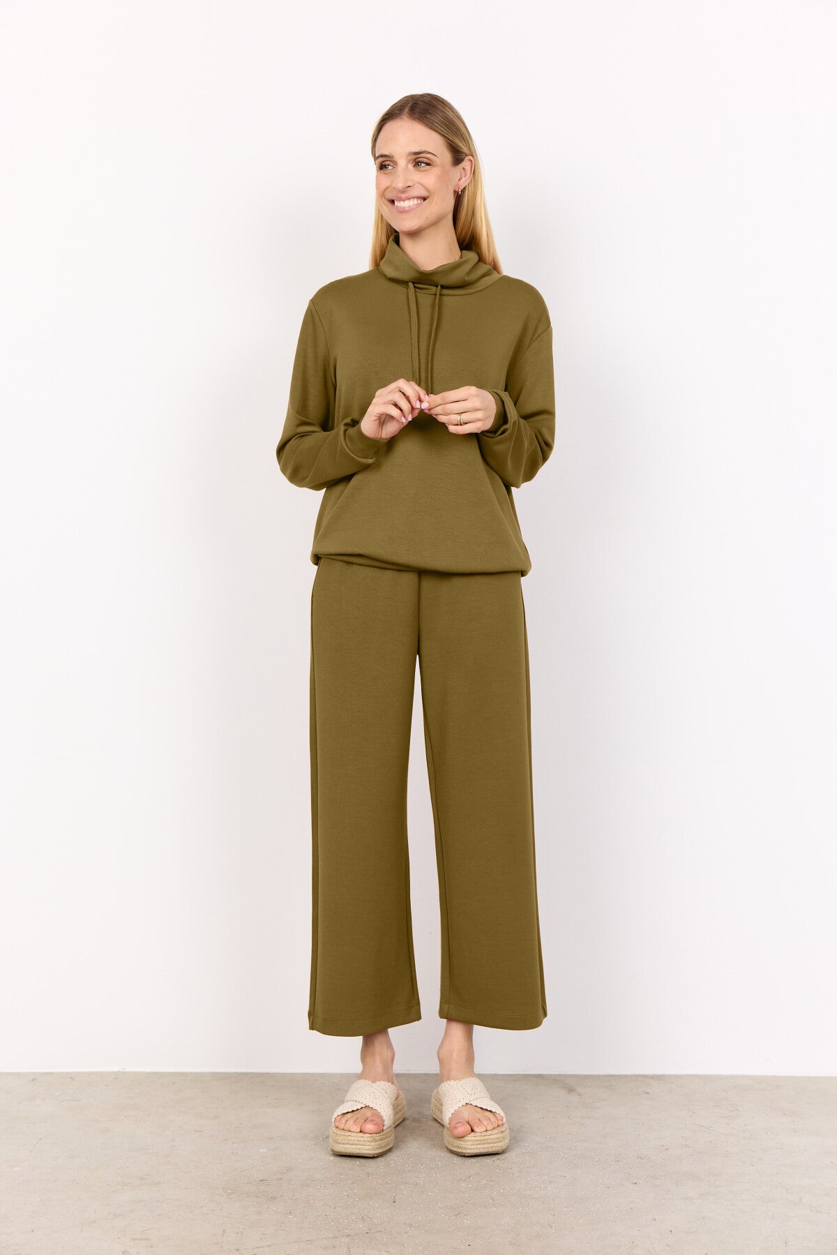 SC-BANU 125 Sweatshirt Oliven
