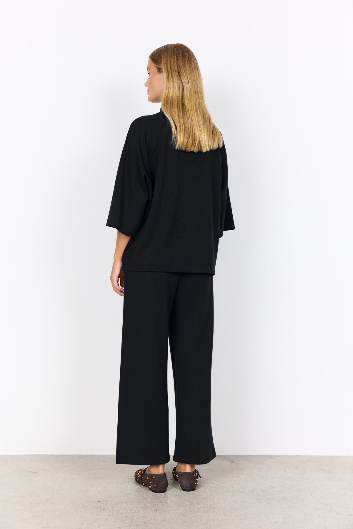 SC-BANU 261 T-shirt Sort