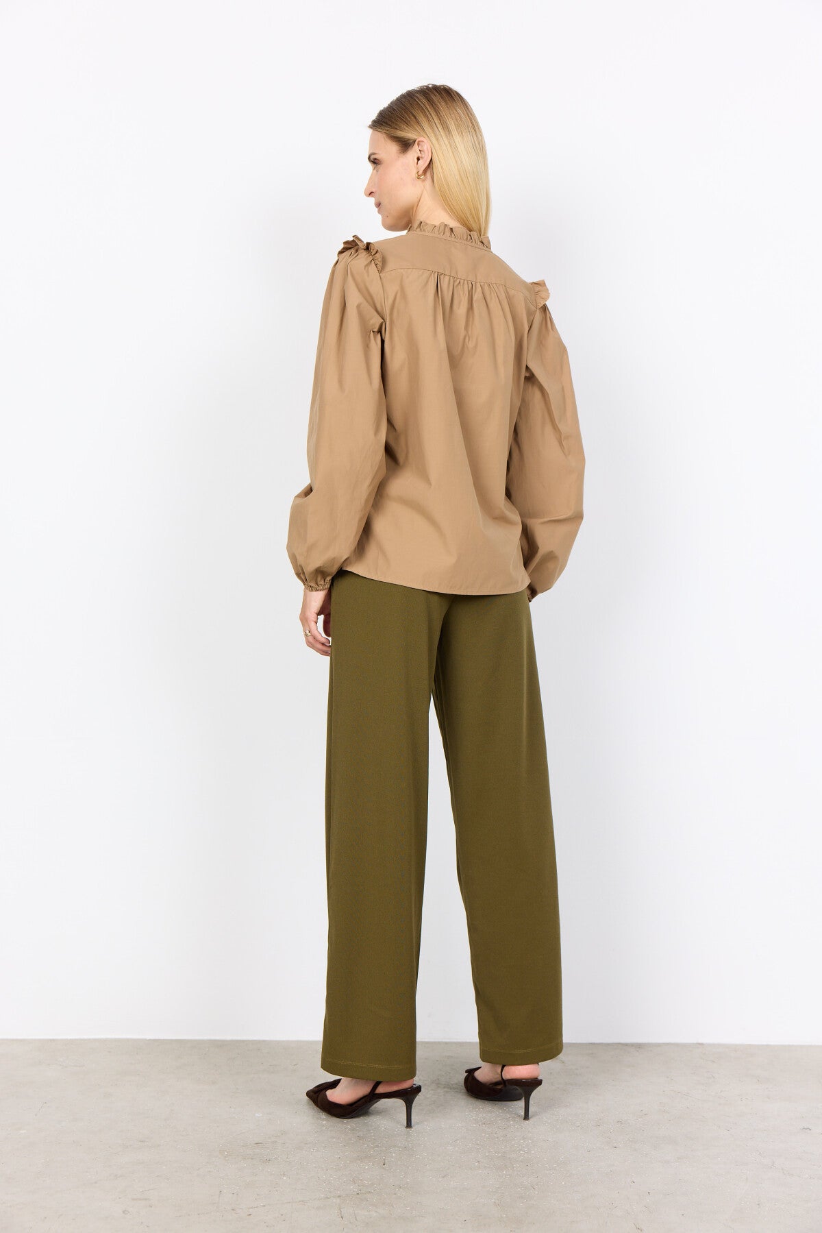 SC-NETTI 108 Bluse Mørk sand