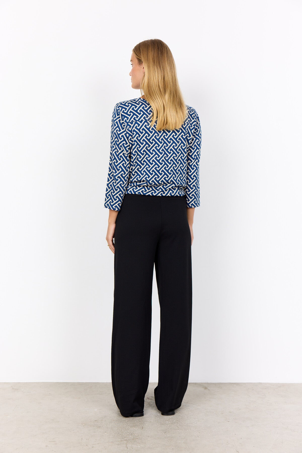SC-FELICITY AOP 519 Bluse Mørk blå