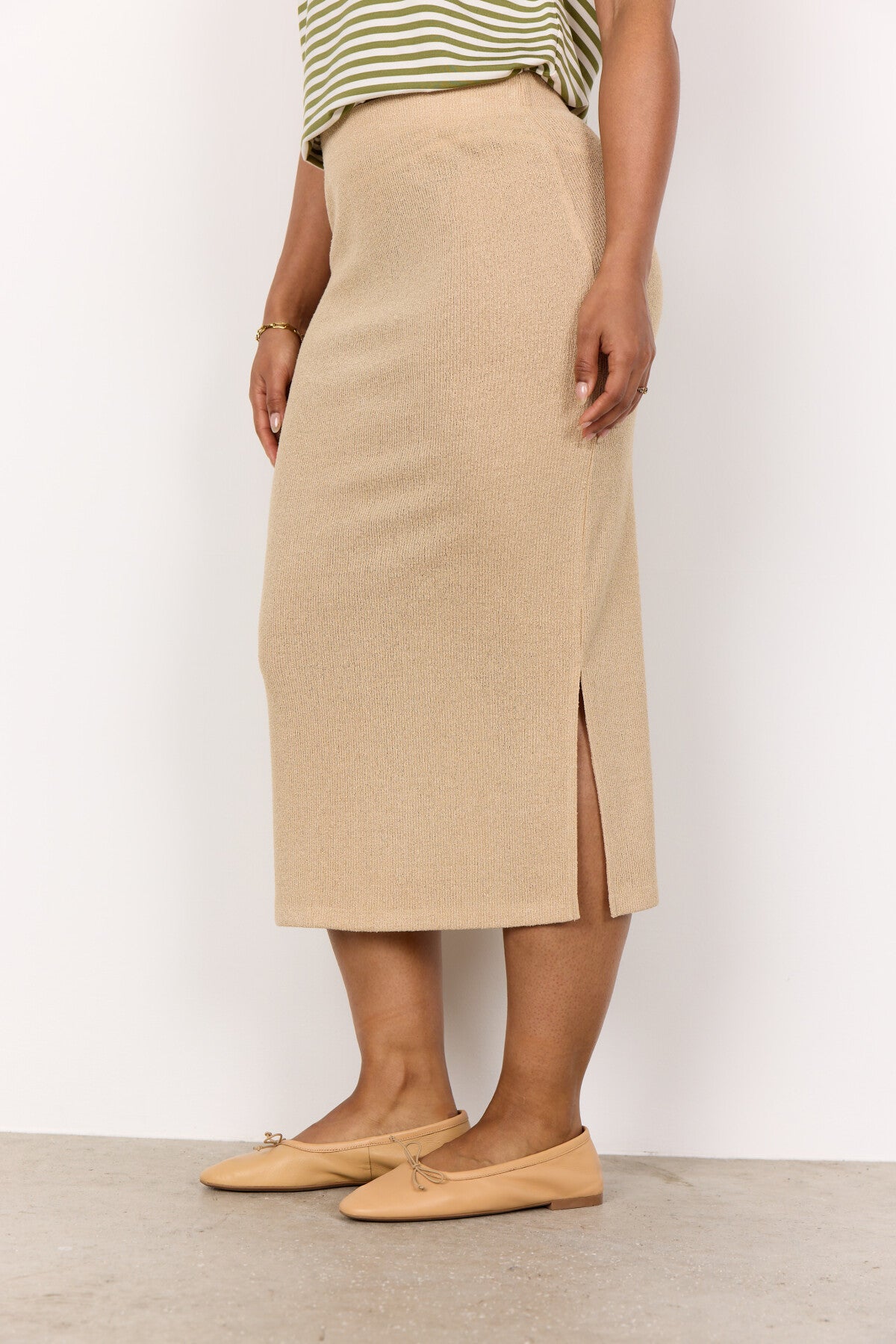SC-DELIA 6 Nederdel Sand