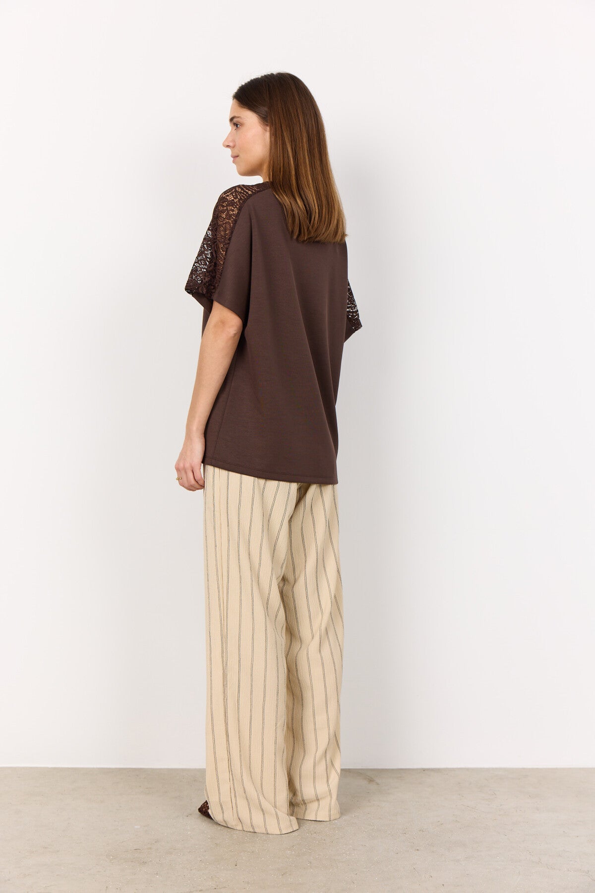 SC-BANU 235 T-shirt Mørk brun