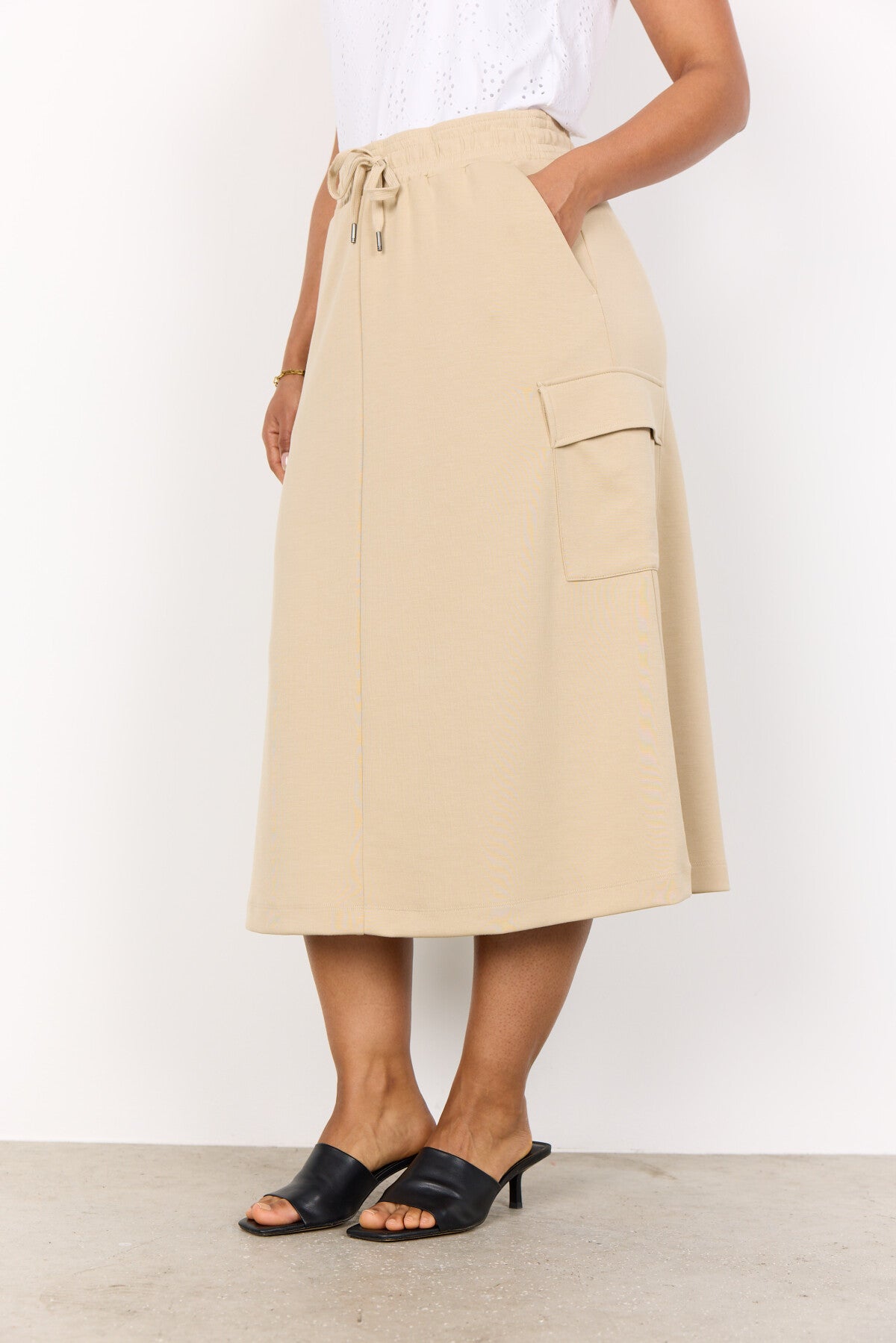 SC-BANU 233 Nederdel Sand
