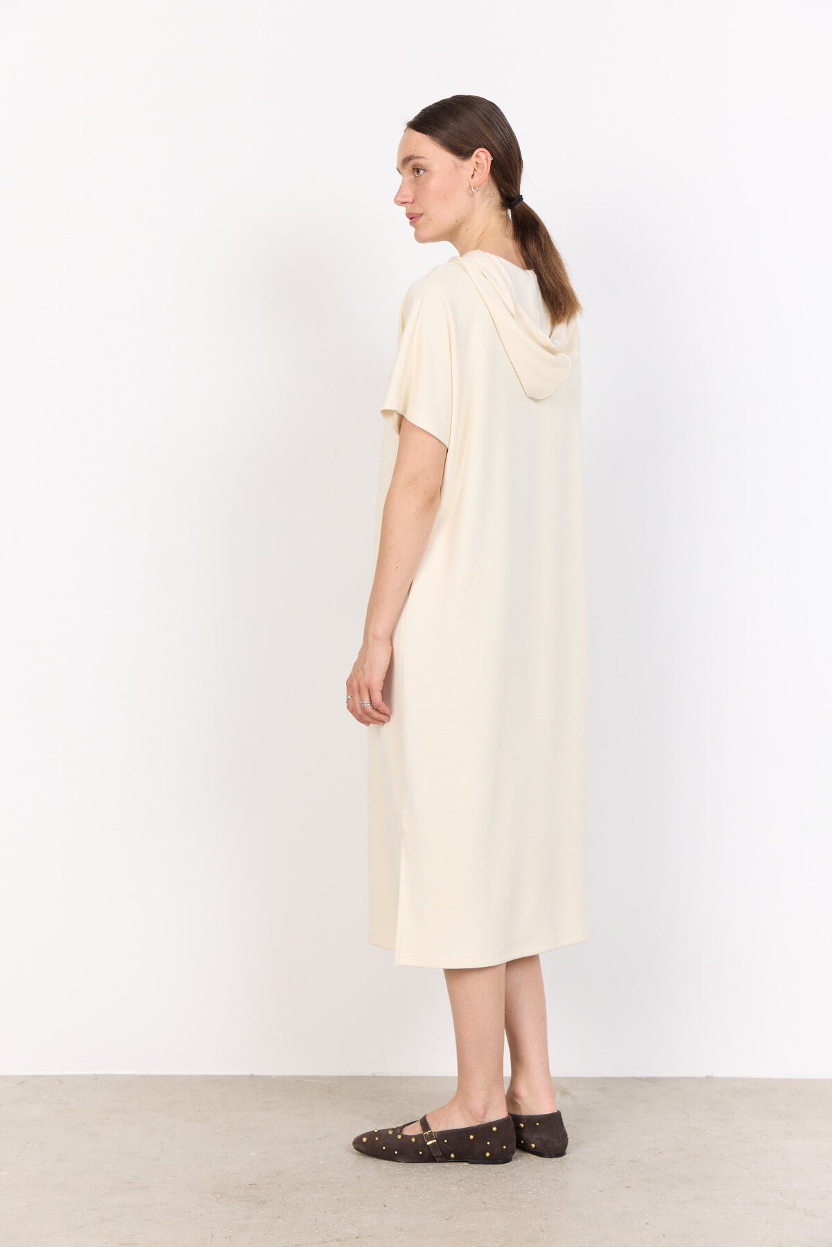 SC-BANU 252 Kjole Creme