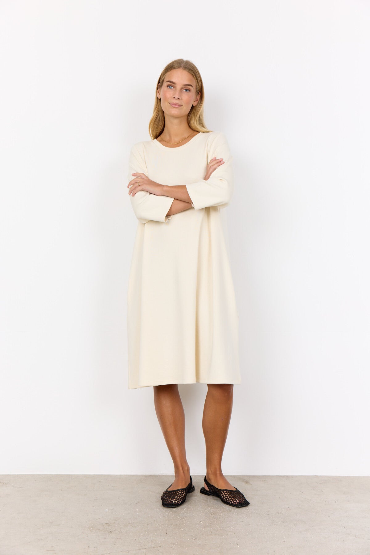 SC-BANU 155 Kjole Creme