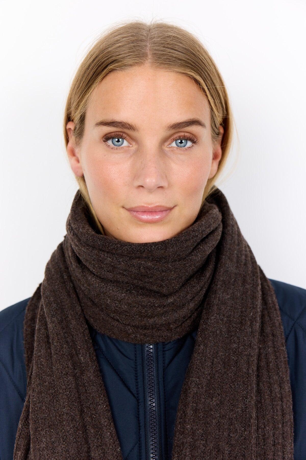 SC-SELANA 5 Tørklæde Mørk brun