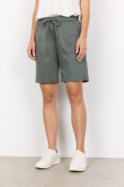 SC-AKILA 24-C Shorts Støvet Grøn