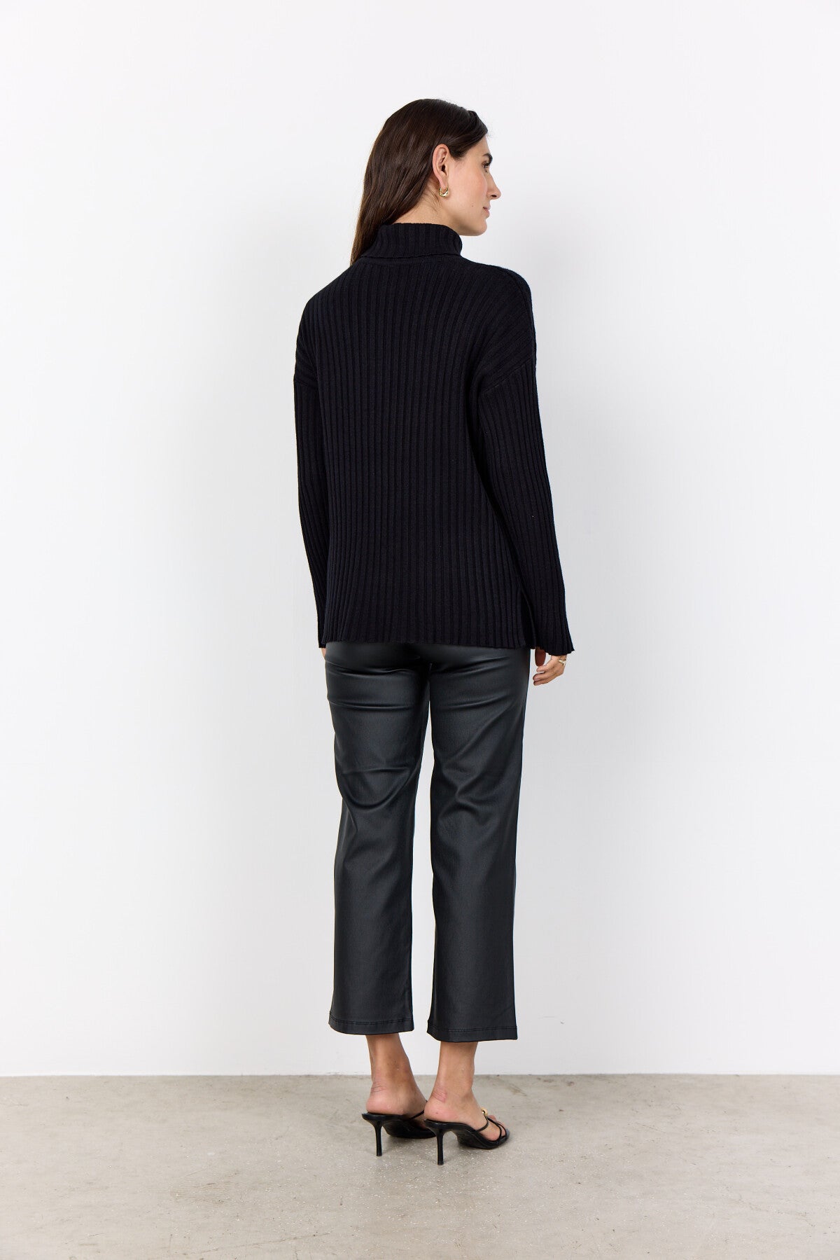 SC-KANITA 22 Pullover Sort