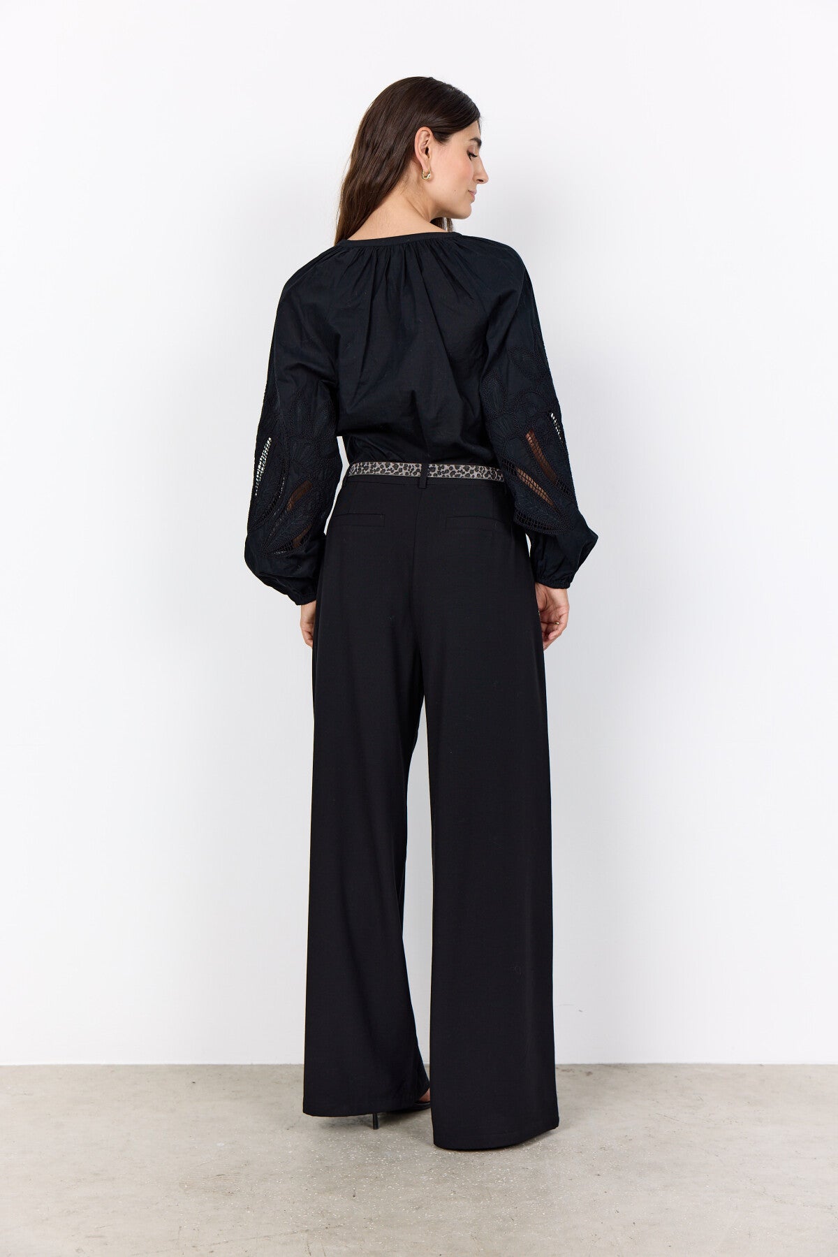 SC-VAHIDA 1 Bluse Sort