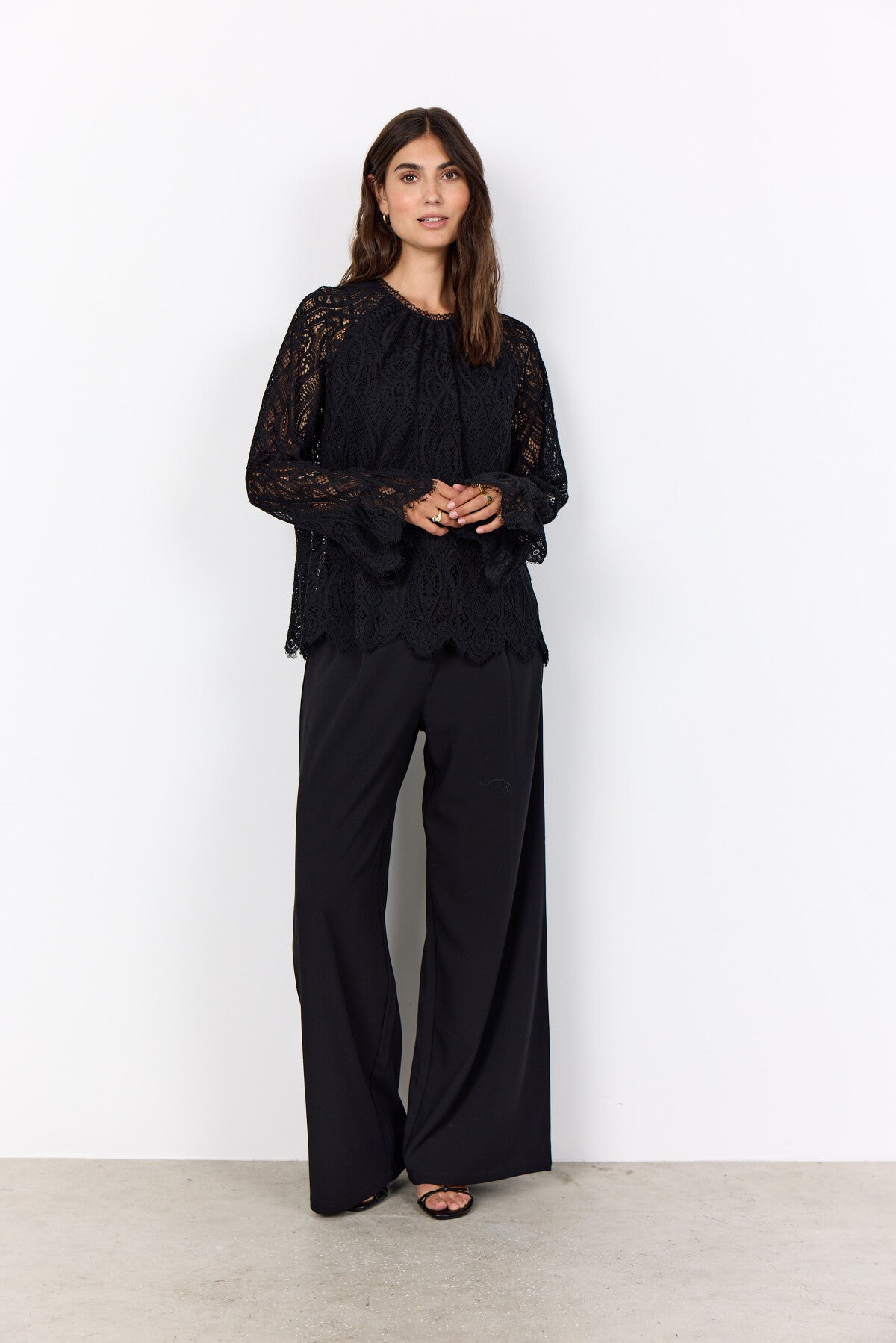SC-VAHIDA 1 Bluse Sort