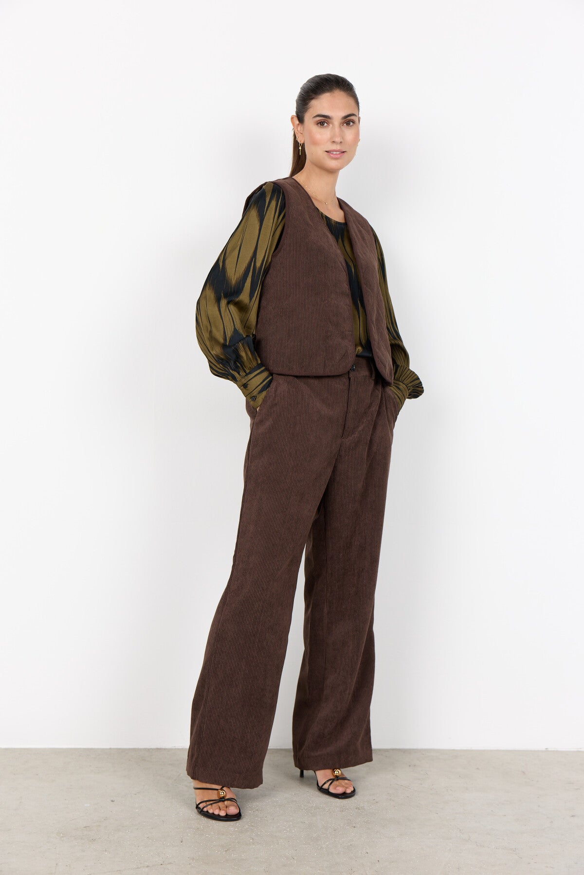 SC-BINDI 17 Vest Mørk brun