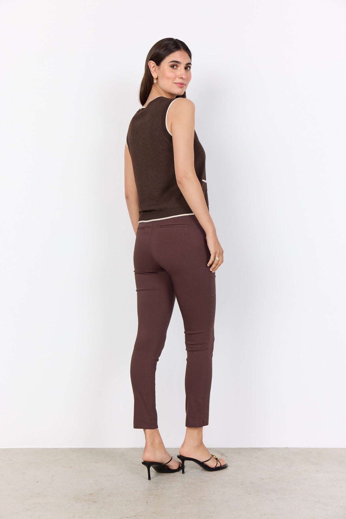 SC-DOLLIE 792 Vest Mørk brun