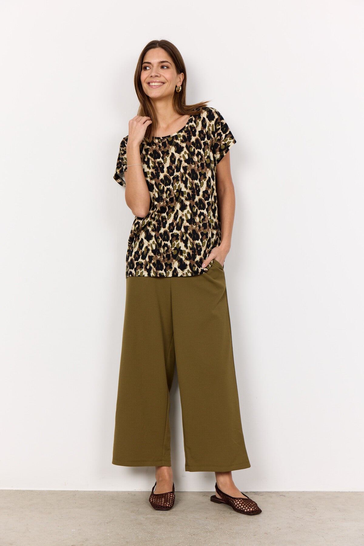 SC-FELICITY AOP 515 T-shirt Oliven