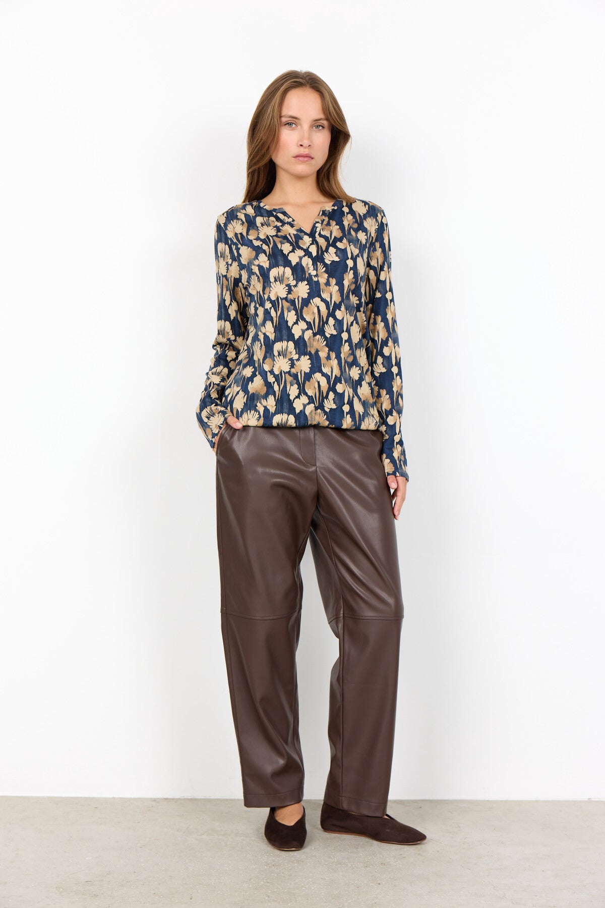 SC-FELICITY AOP 525 Bluse Mørk blå
