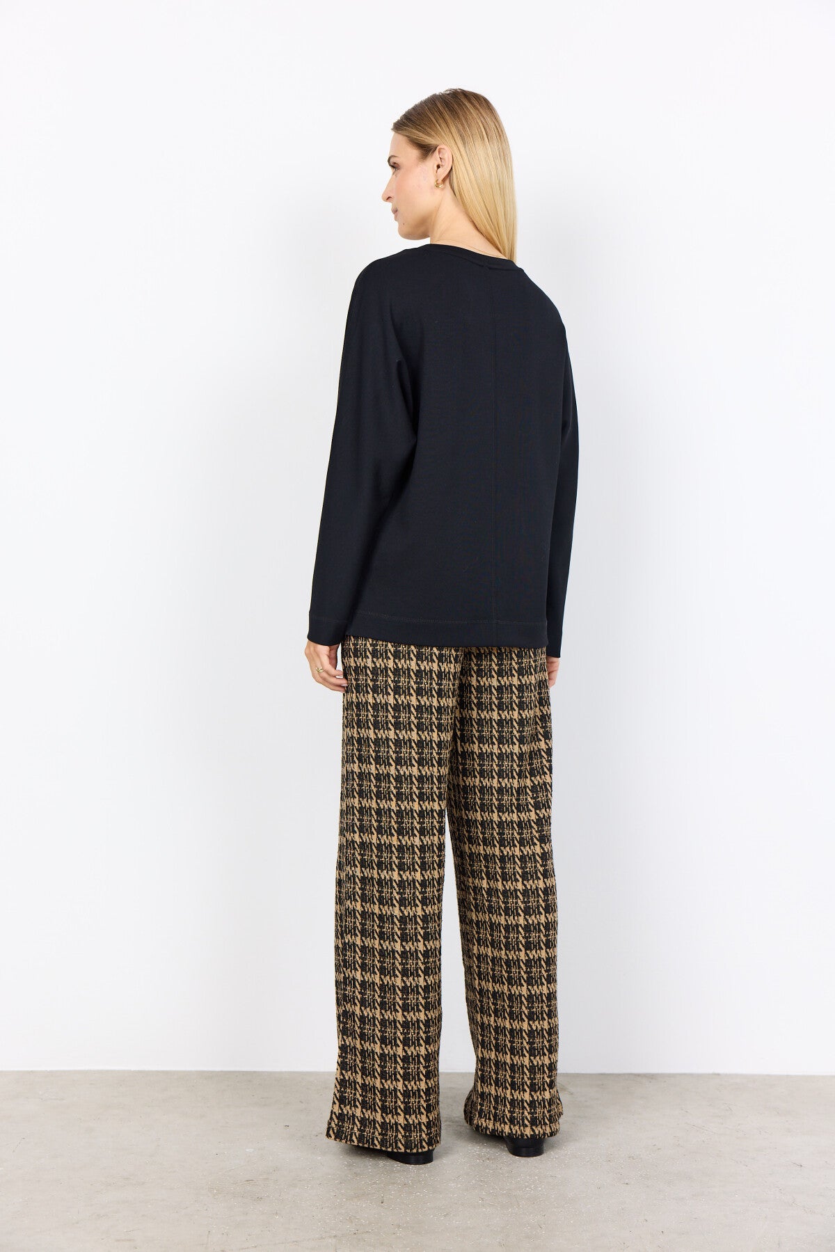 SC-BANU 262 Bluse Sort