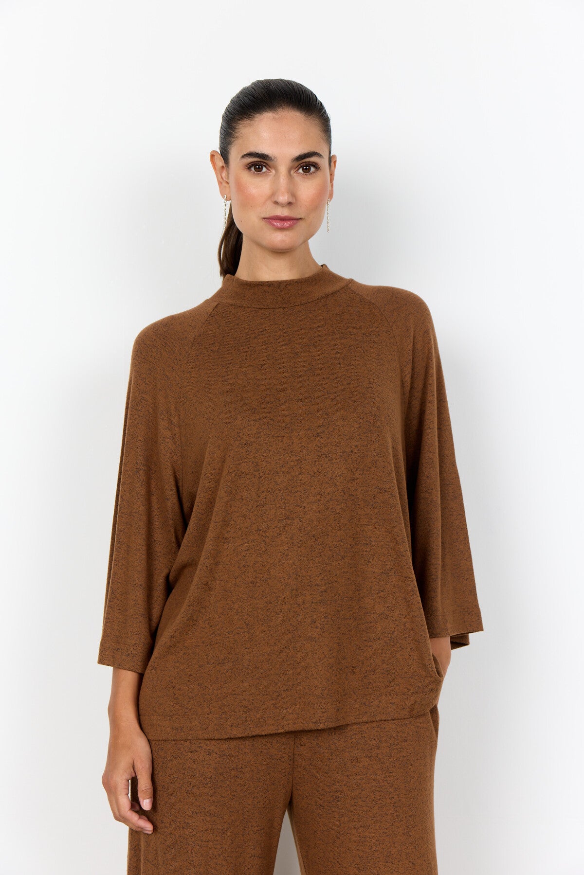 SC-BIARA 151 Bluse Camel