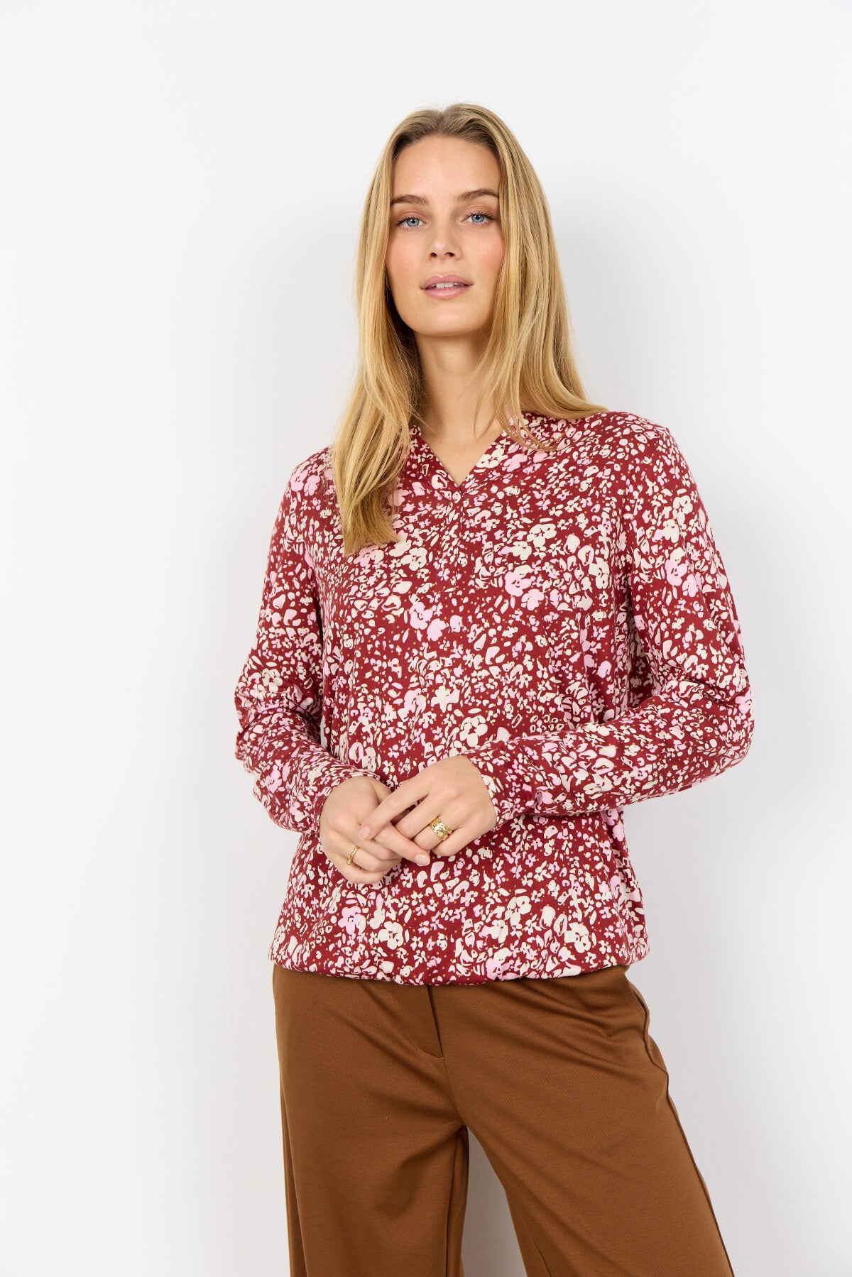 SC-FELICITY AOP 532 Bluse Rubin rød