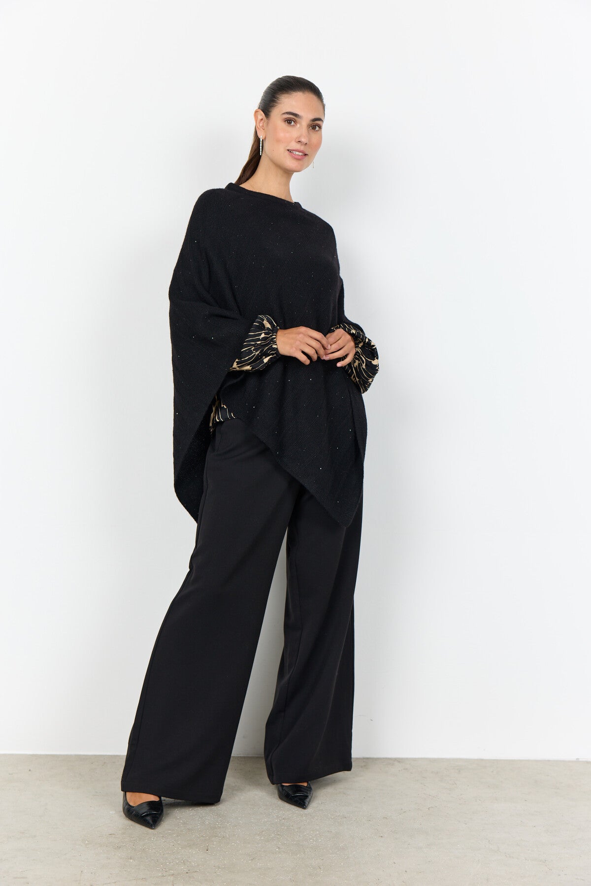 SC-AJNA 1 Poncho Sort