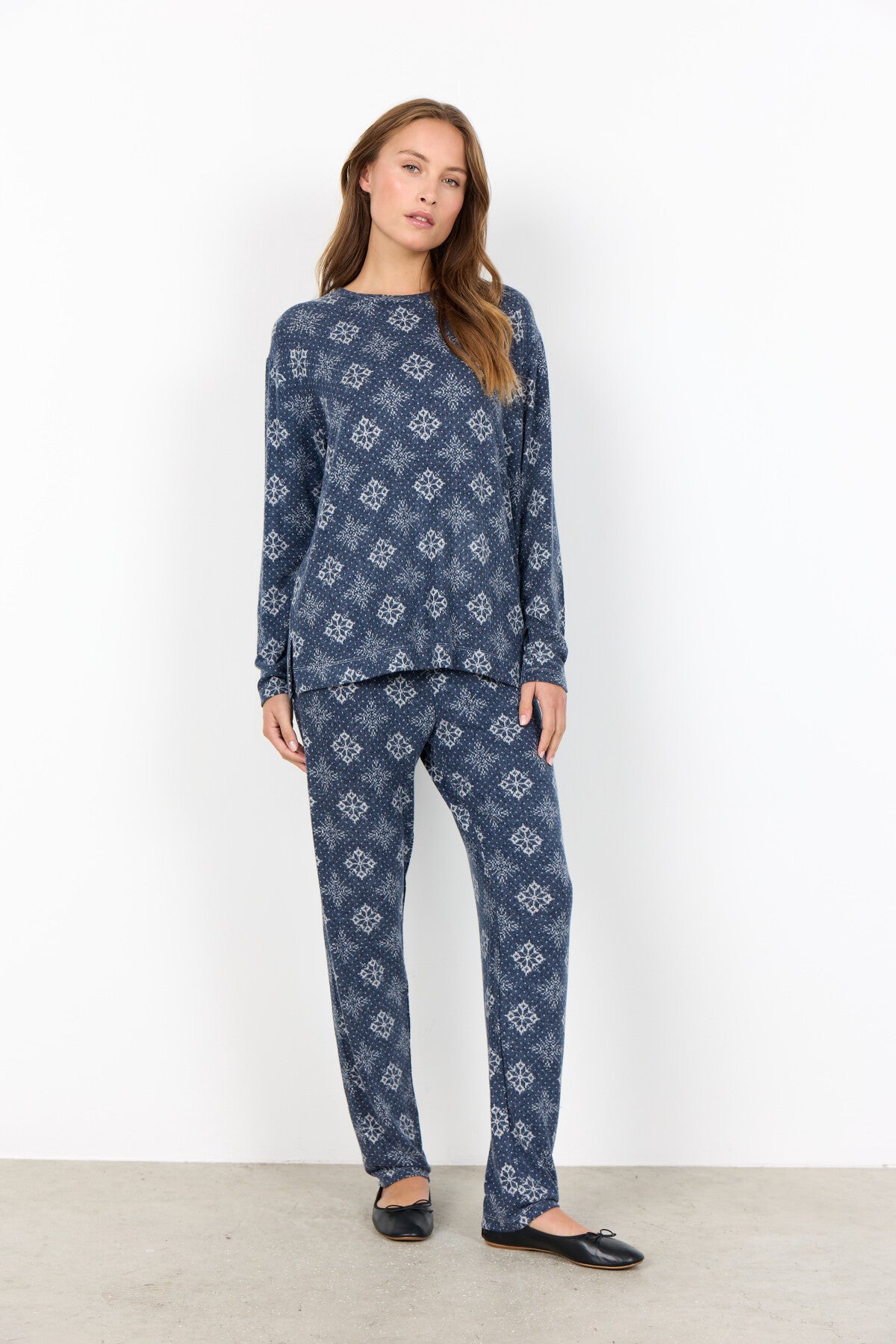 SC-BIARA AOP SET 150 Pyjamas Mørk blå