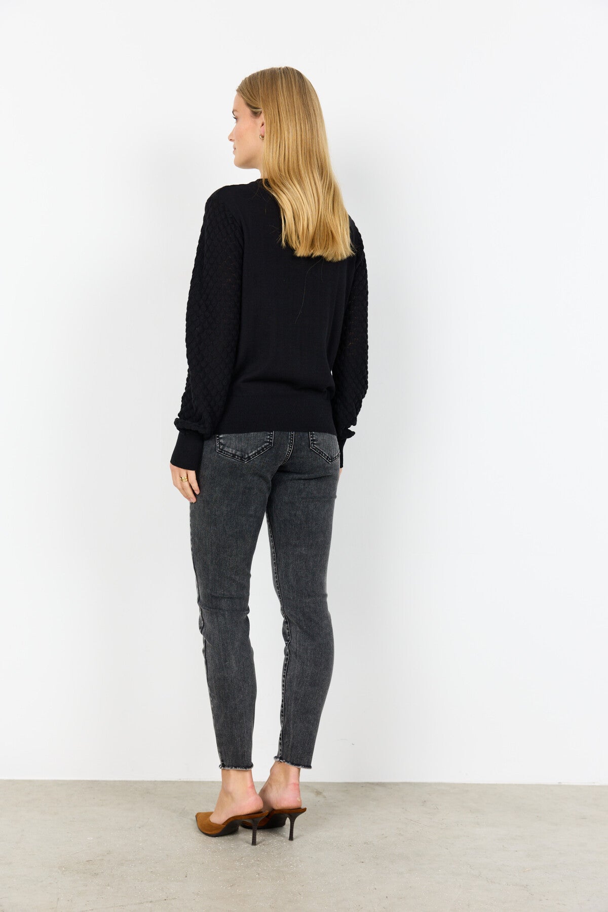 SC-AMELA 1 Pullover Sort